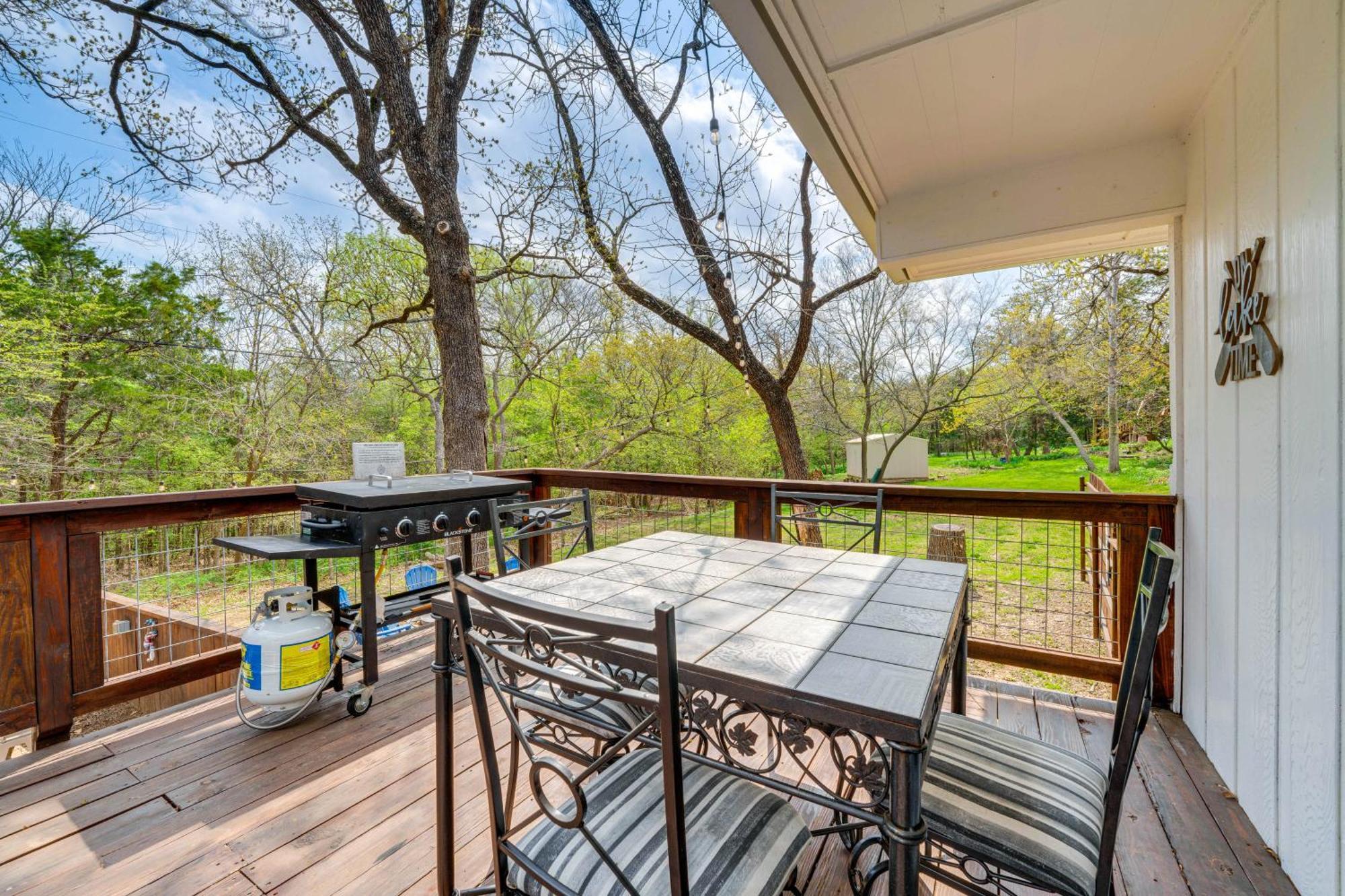 Versatile Home With Deck And Grill, 1 Mi To Lake! Pottsboro Экстерьер фото